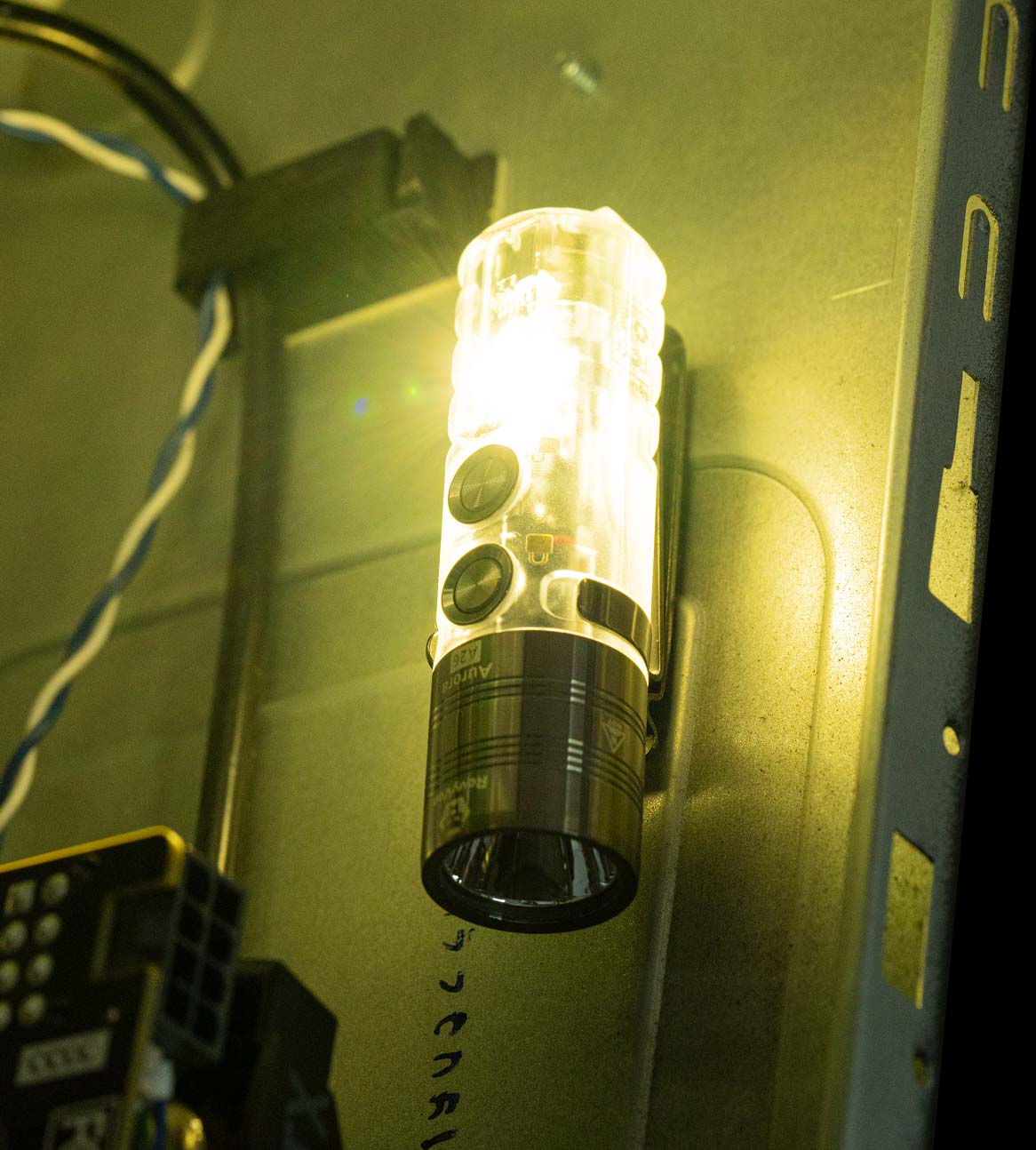 Image of RovyVon Aurora A26 USB-C EDC Pocket Thrower Flashlight