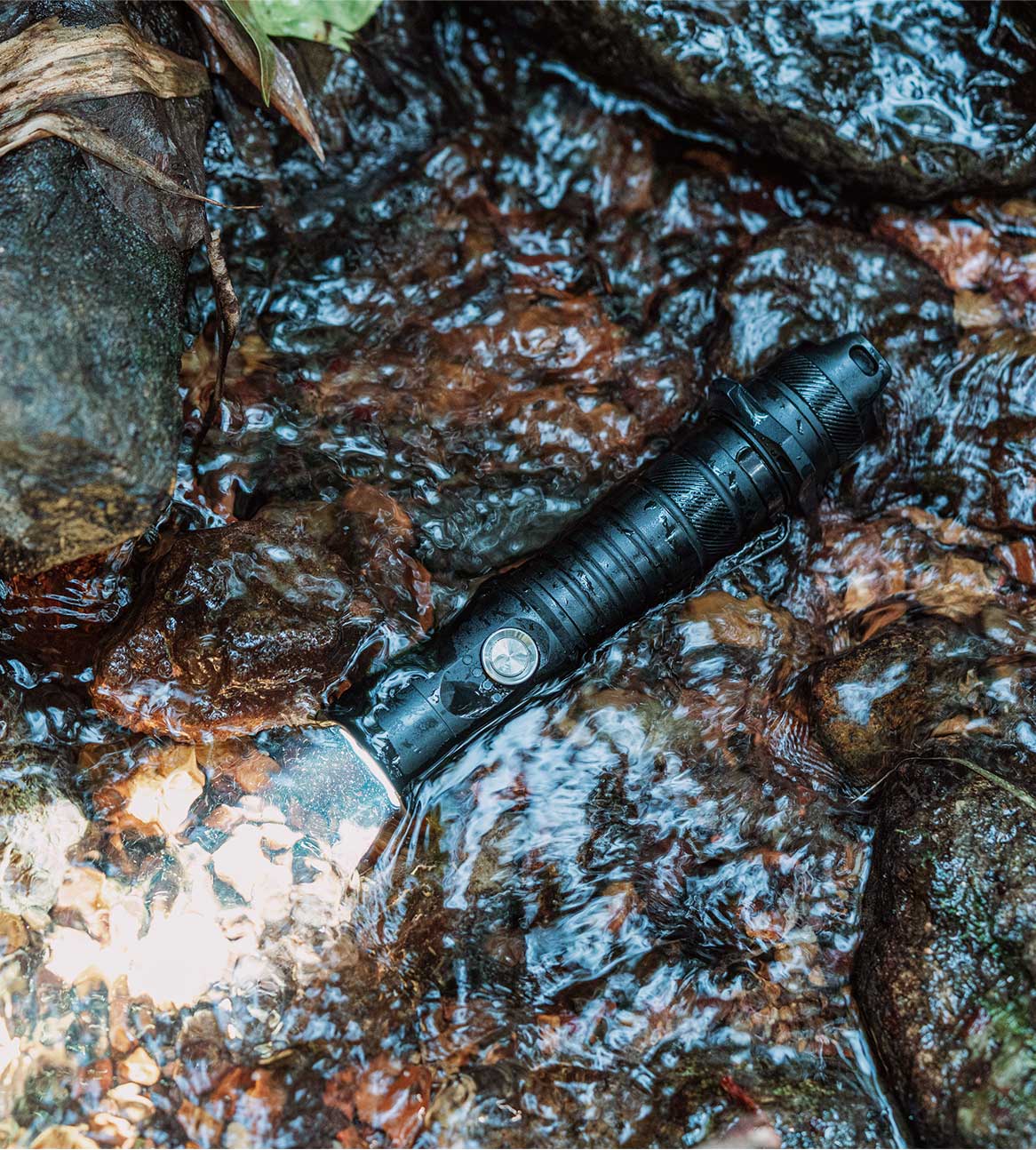 Image of RovyVon GL7 G2 2,000-Lumen Tactical Flashlight