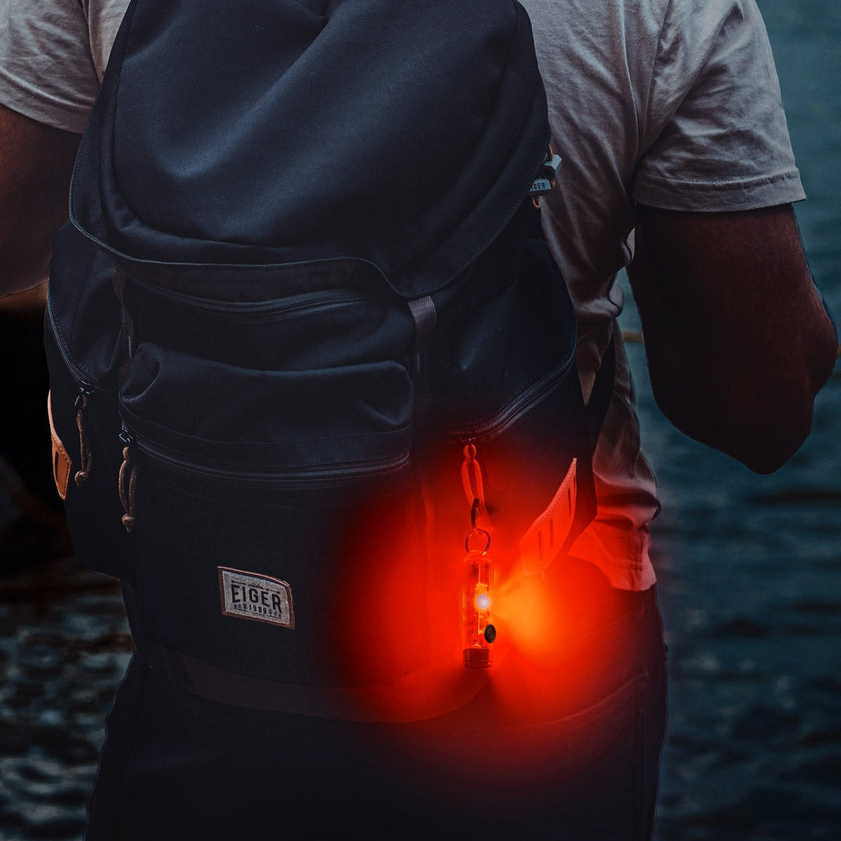 RovyVon Aurora A8 G4 red sidelight used as a visibility light on a backpack
