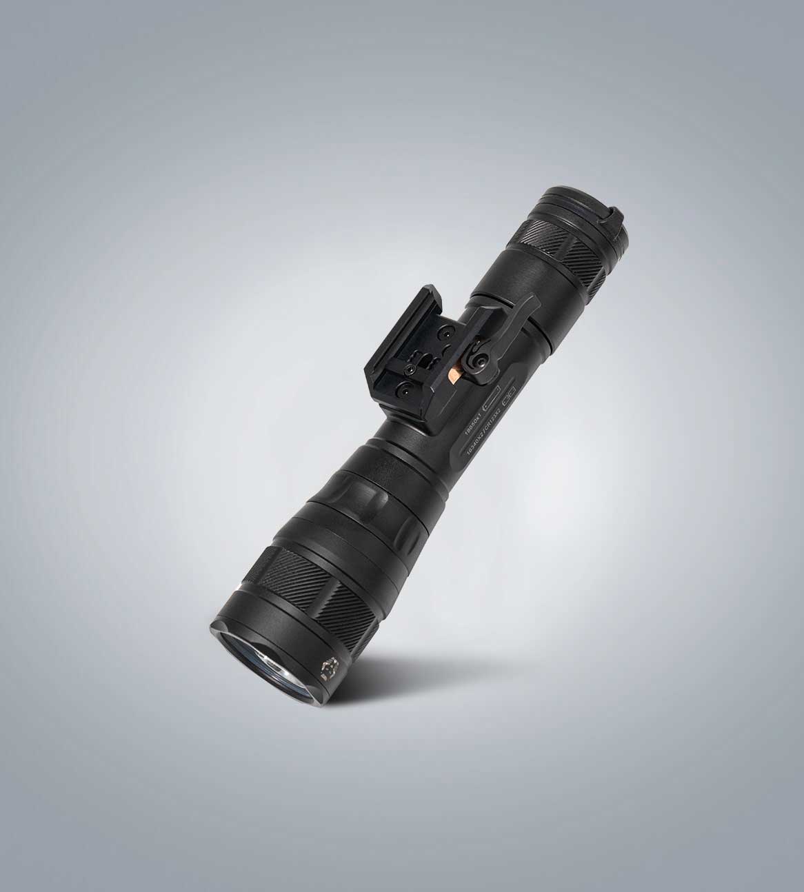 Image of RovyVon GL8 Pro three-quarter view showing the rail-mount hardware, side controls, and black aluminum body