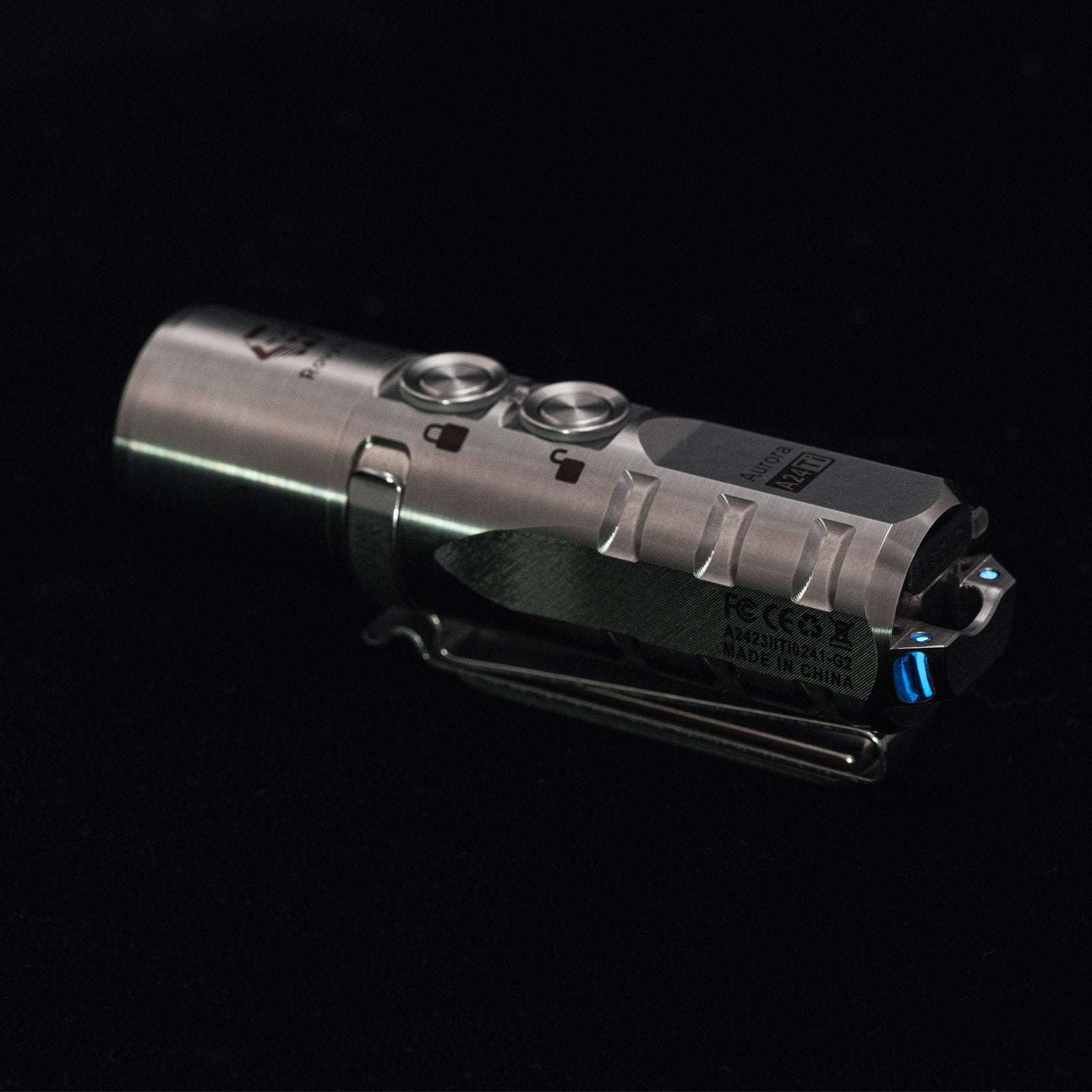Image of (silver)